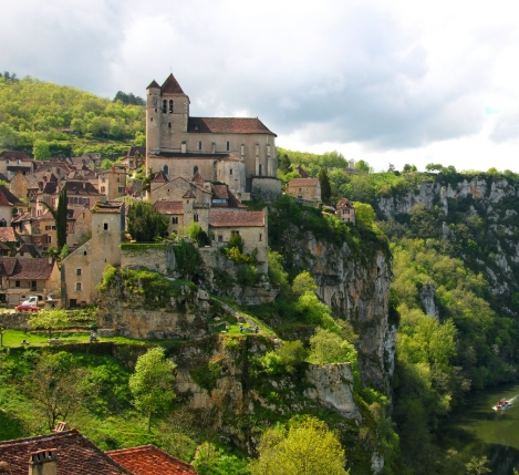 Saint-Cirq-Lapopie dans le Lot